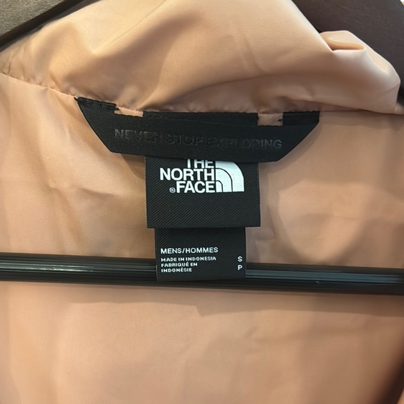 The North Face Men’s Cafe Crème Jacket - Picture 8 of 8